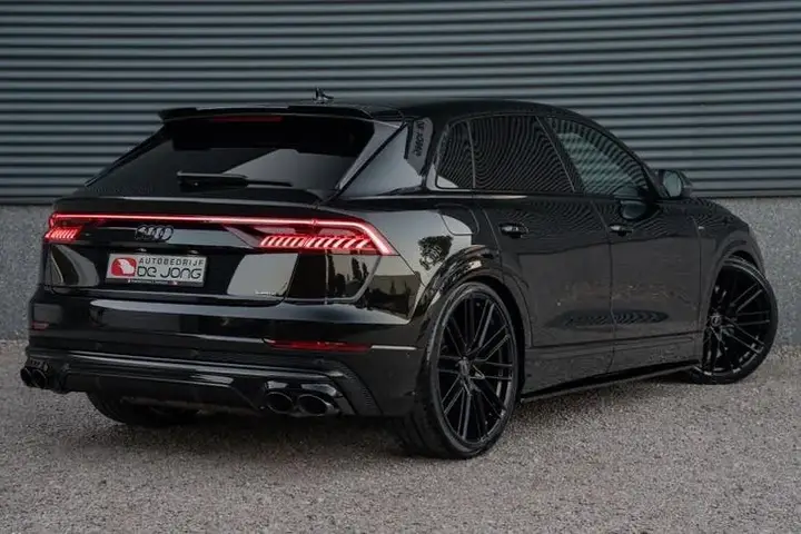Audi Q8 2023 photo 2
