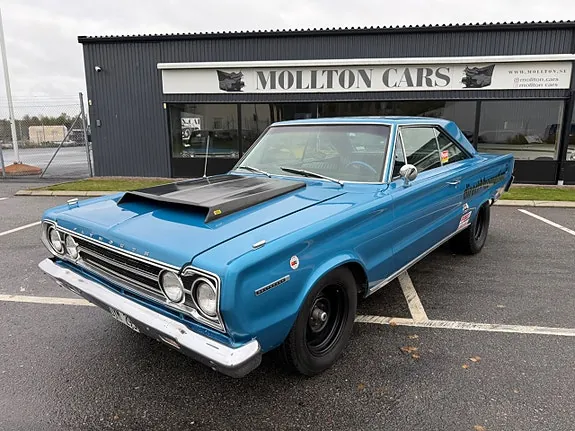 Plymouth Belvedere