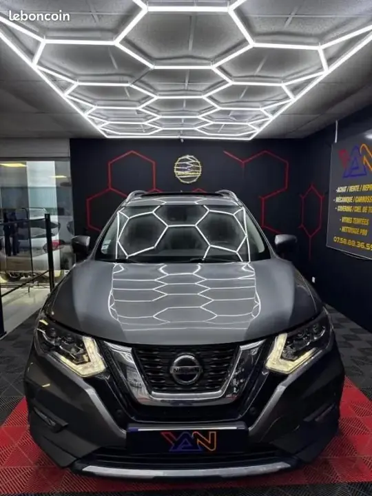 Nissan X-Trail 2019 photo 2