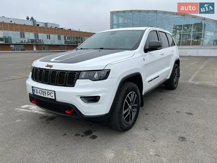Jeep Grand Cherokee 2018 photo 3
