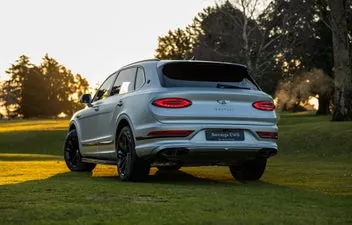 Bentley Bentayga 2026 photo 3