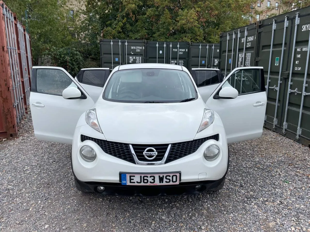 Nissan Juke 2014 photo 2