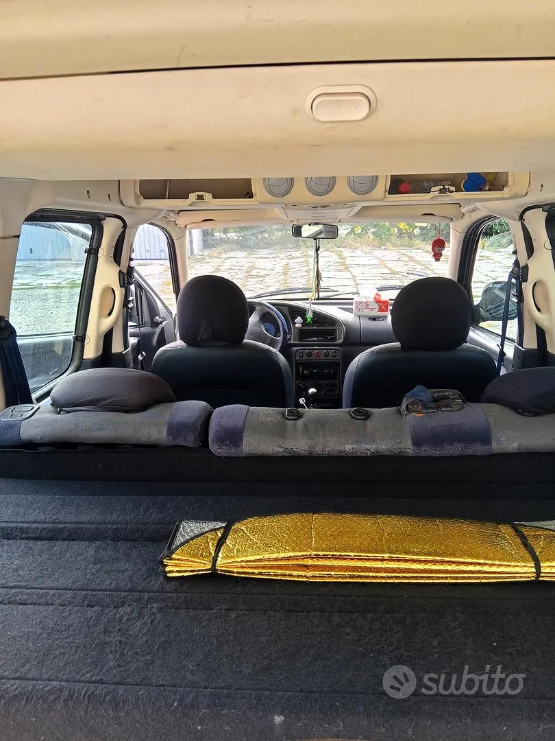 Citroen Berlingo 2002 photo 3