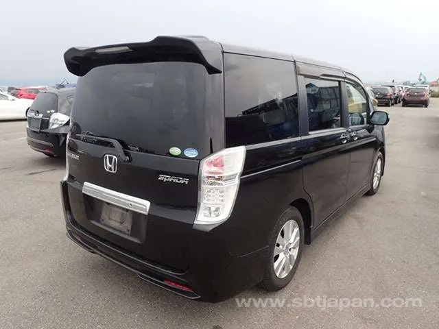 Honda Stepwagen 2010 photo 4
