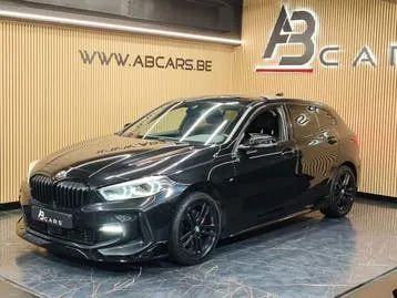 BMW 1 Series 2023 photo 2