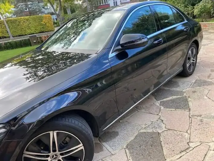 Mercedes-Benz C-Class 2019 photo 2