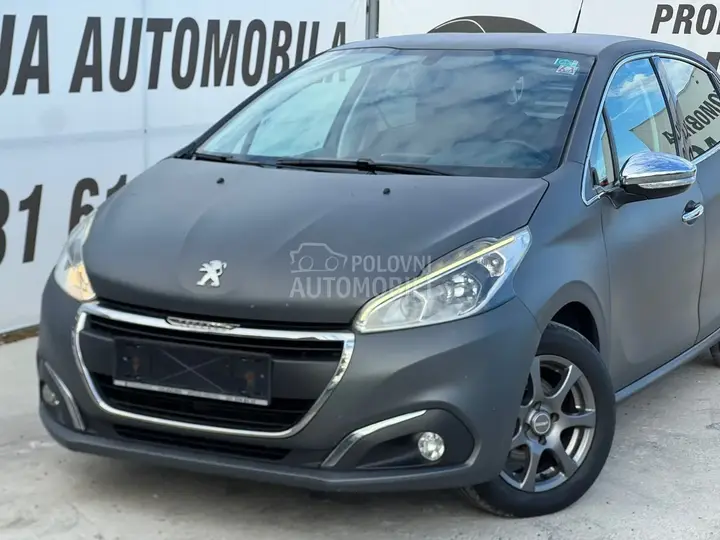 Peugeot 208 2015 photo 2