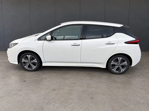Nissan Leaf 2021 photo 4