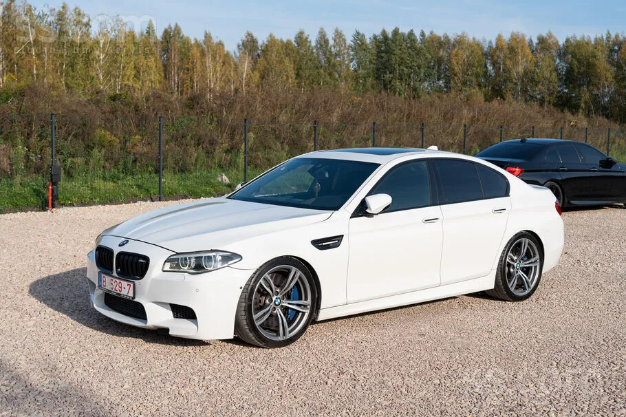 BMW M5 2014 photo 3