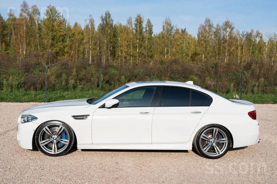 BMW M5 2014 photo 4