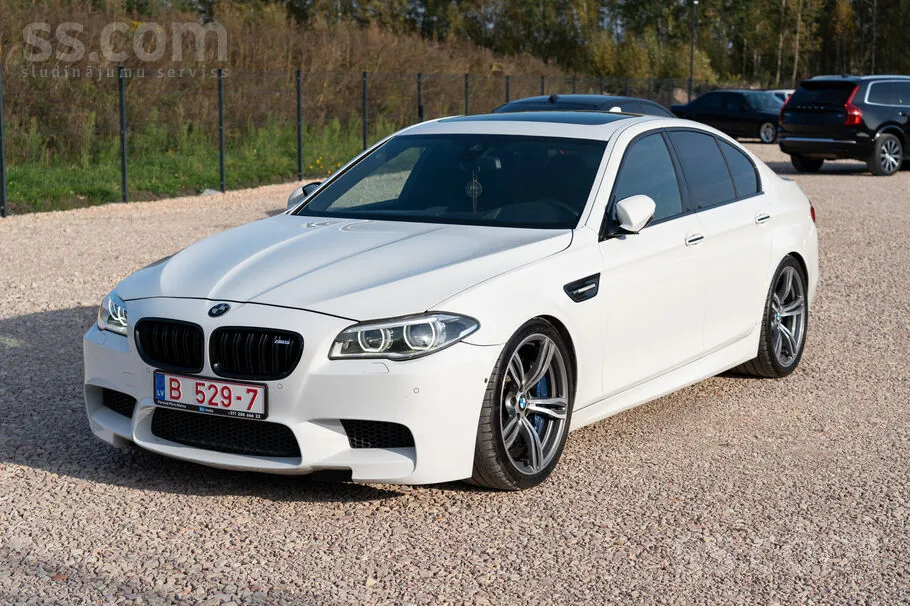 BMW M5