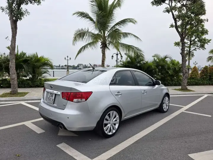 Kia Forte 2011 photo 3