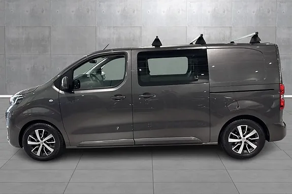 Toyota Proace 2023 photo 2