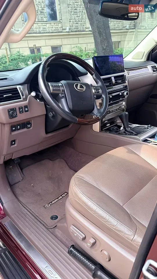 Lexus Gx 2019 photo 5