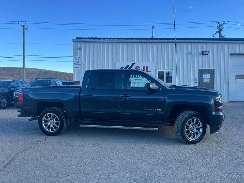 Chevrolet Silverado 2017 photo 2
