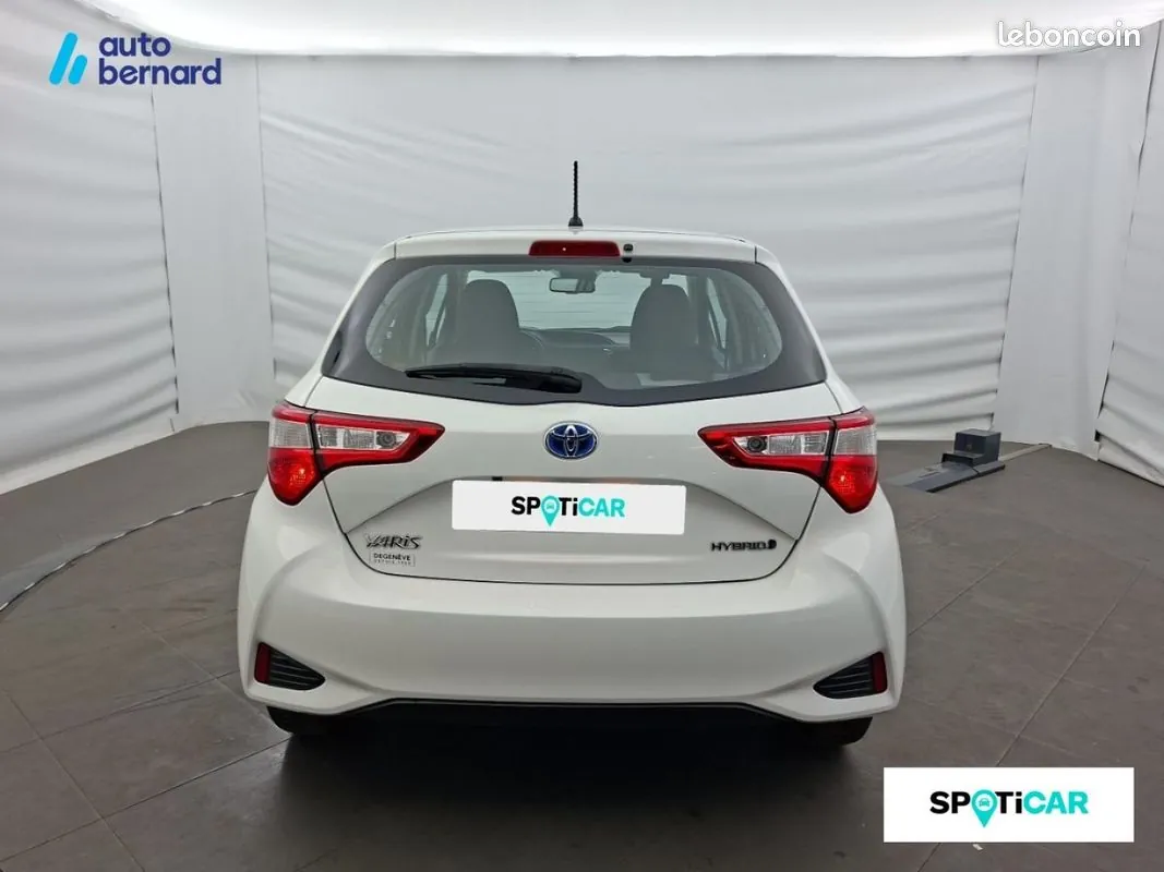 Toyota Yaris 2018 photo 5
