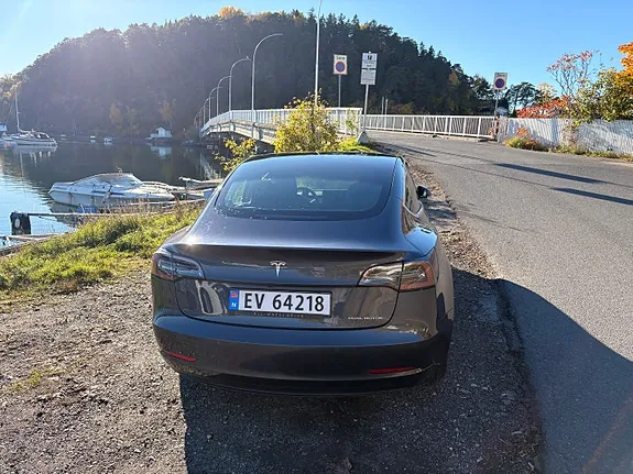 Tesla Model 3 2019 photo 2
