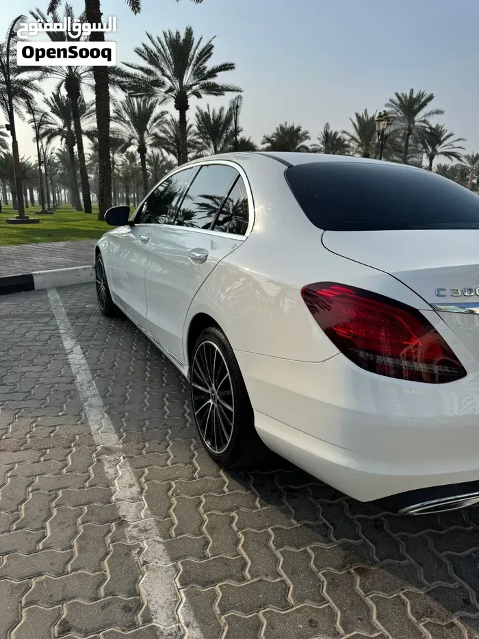 Mercedes-Benz C300 2021 photo 4
