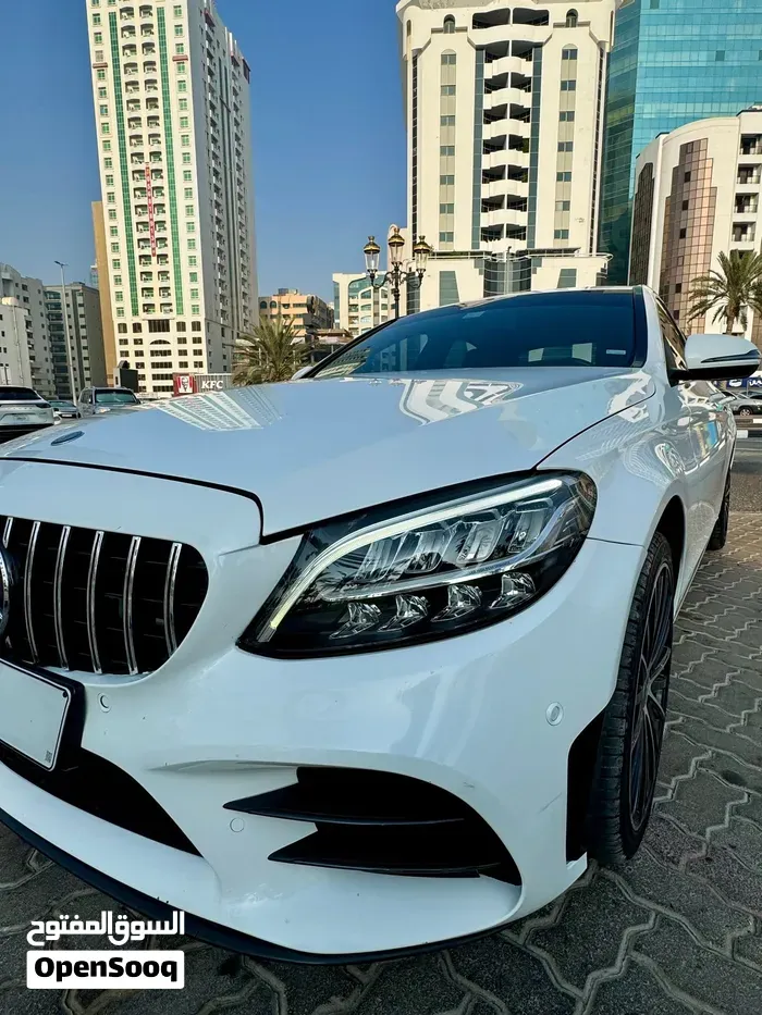 Mercedes-Benz C300 2021 photo 2