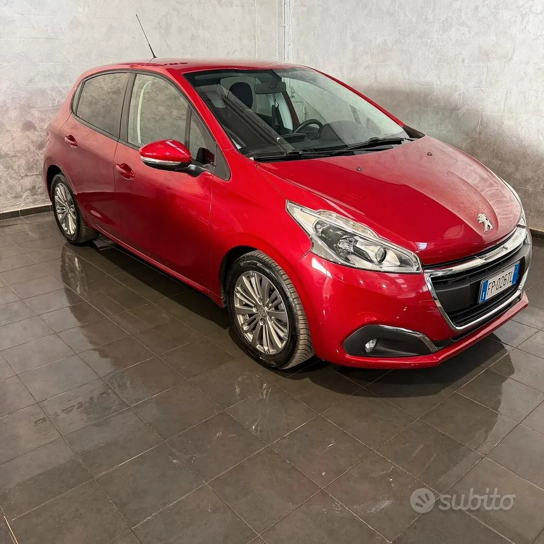 Peugeot 208 2018 photo 4
