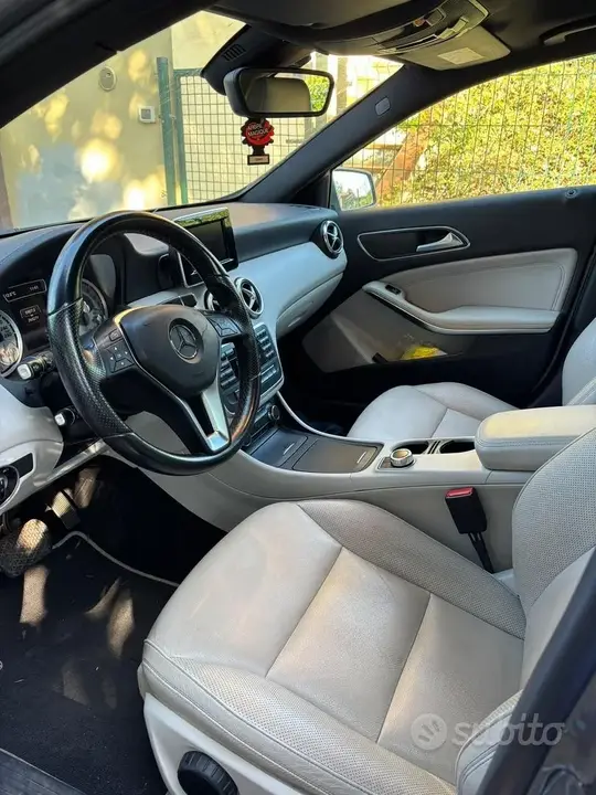 Mercedes-Benz A 180 Cdi 2013 photo 4
