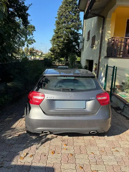 Mercedes-Benz A 180 Cdi 2013 photo 3