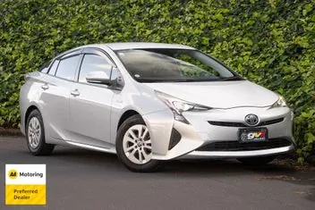 Toyota Prius 2016 photo 2