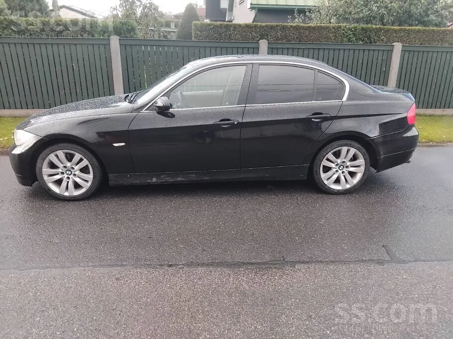 BMW 330 2005 photo 4