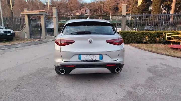 Alfa Romeo Stelvio 2019 photo 4