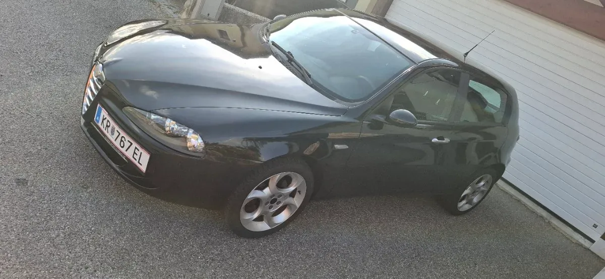 Alfa Romeo 147 2008 photo 3
