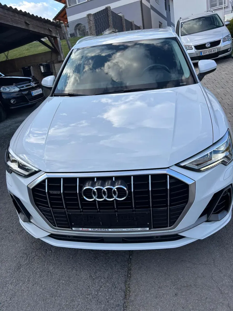 Audi Q3 2020 photo 2