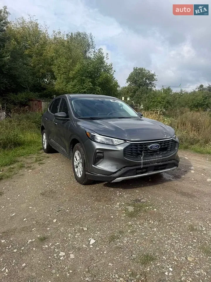 Ford Escape 2025 photo 3