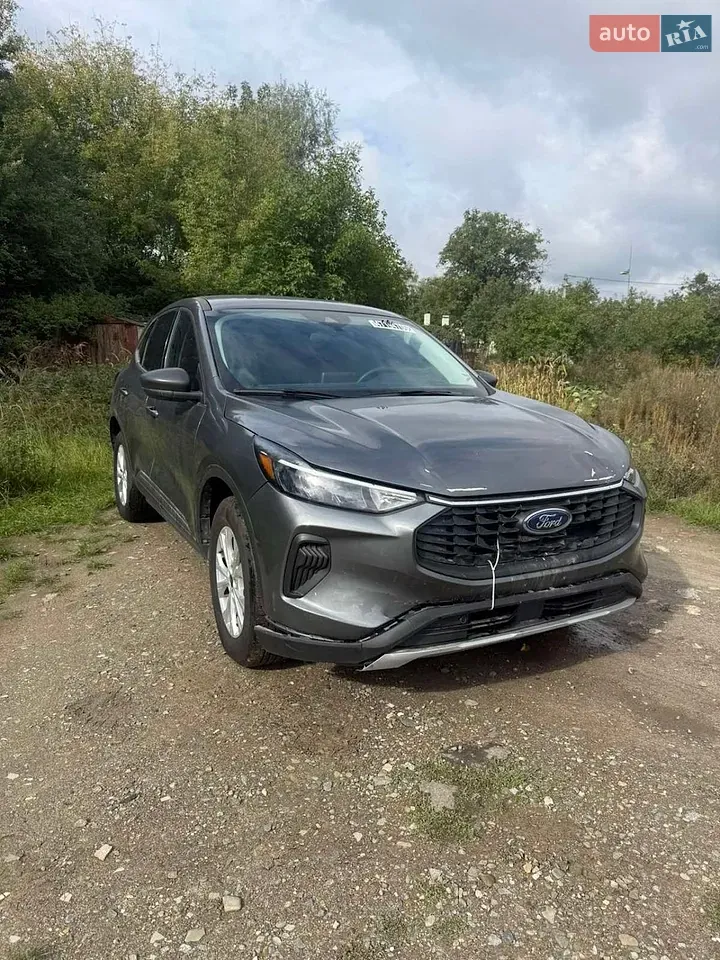 Ford Escape 2025 photo 4