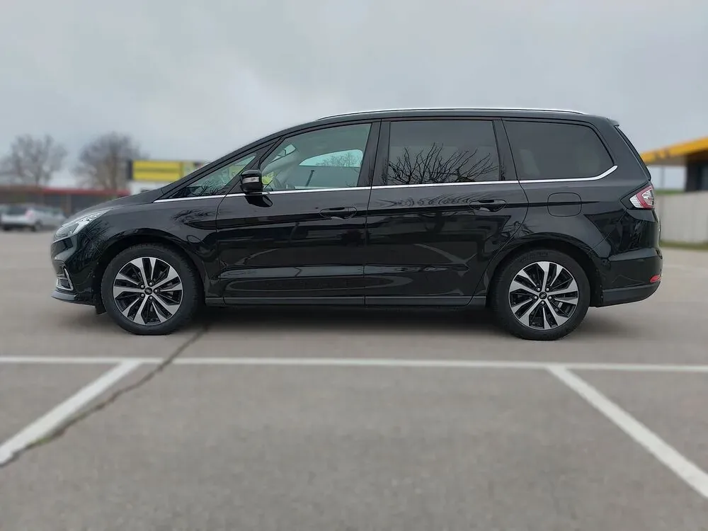 Ford Galaxy 2022 photo 2
