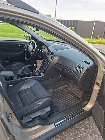 Volvo V70 2004 photo 3