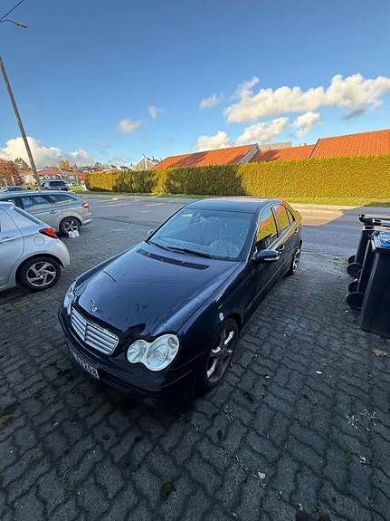 Mercedes-Benz C180 2006 photo 5