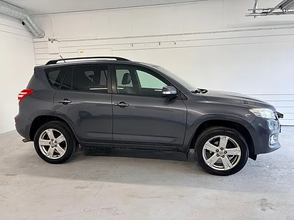 Toyota Rav4 2011 photo 5