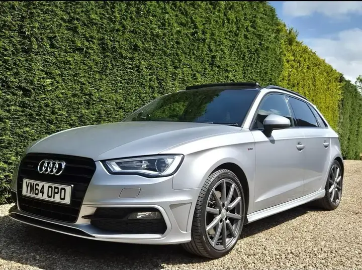 Audi A3 2015 photo 3