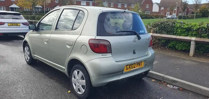Toyota Yaris 2002 photo 3
