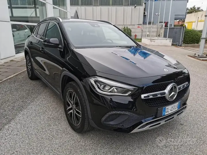 Mercedes-Benz Gla 2023 photo 3