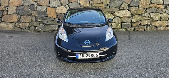 Nissan Leaf 2016 photo 2