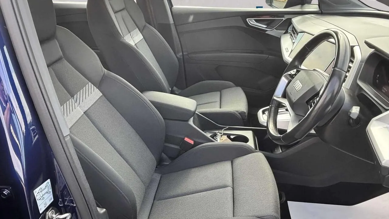 Audi Q4 E-Tron 2023 photo 3