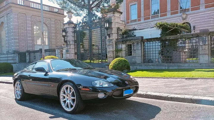 Jaguar Xkr 2002 photo 5