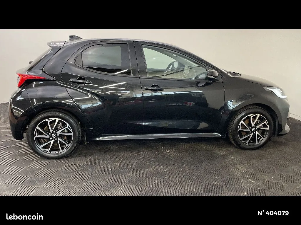 Toyota Yaris 2022 photo 3