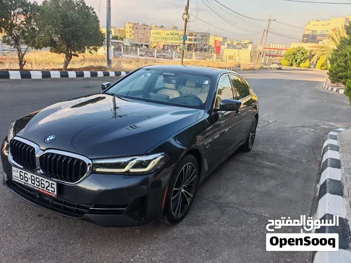 BMW 5 Series 2023 photo 3