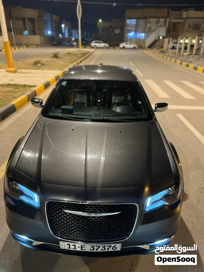 Chrysler 300 2018 photo 3