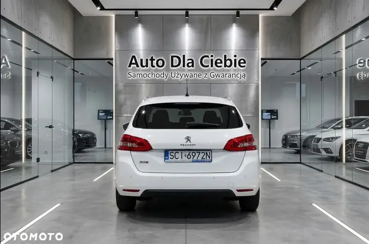 Peugeot 308 2019 photo 5
