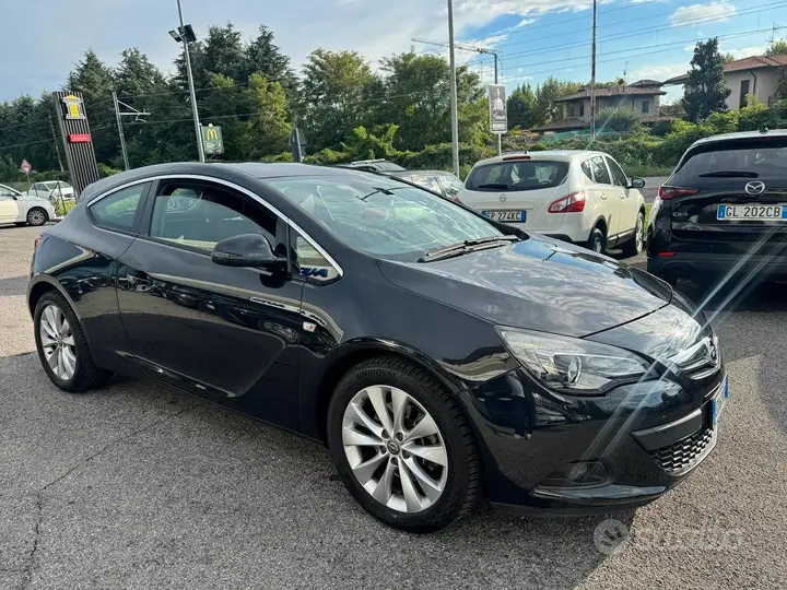 Opel Astra 2015 photo 3