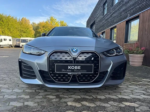 BMW I4 2023 photo 3