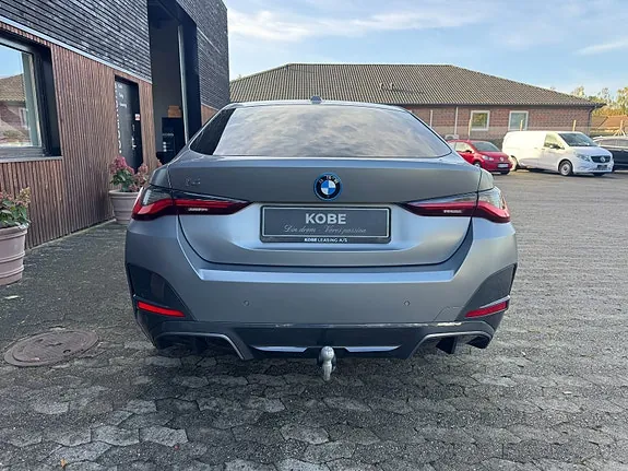 BMW I4 2023 photo 4